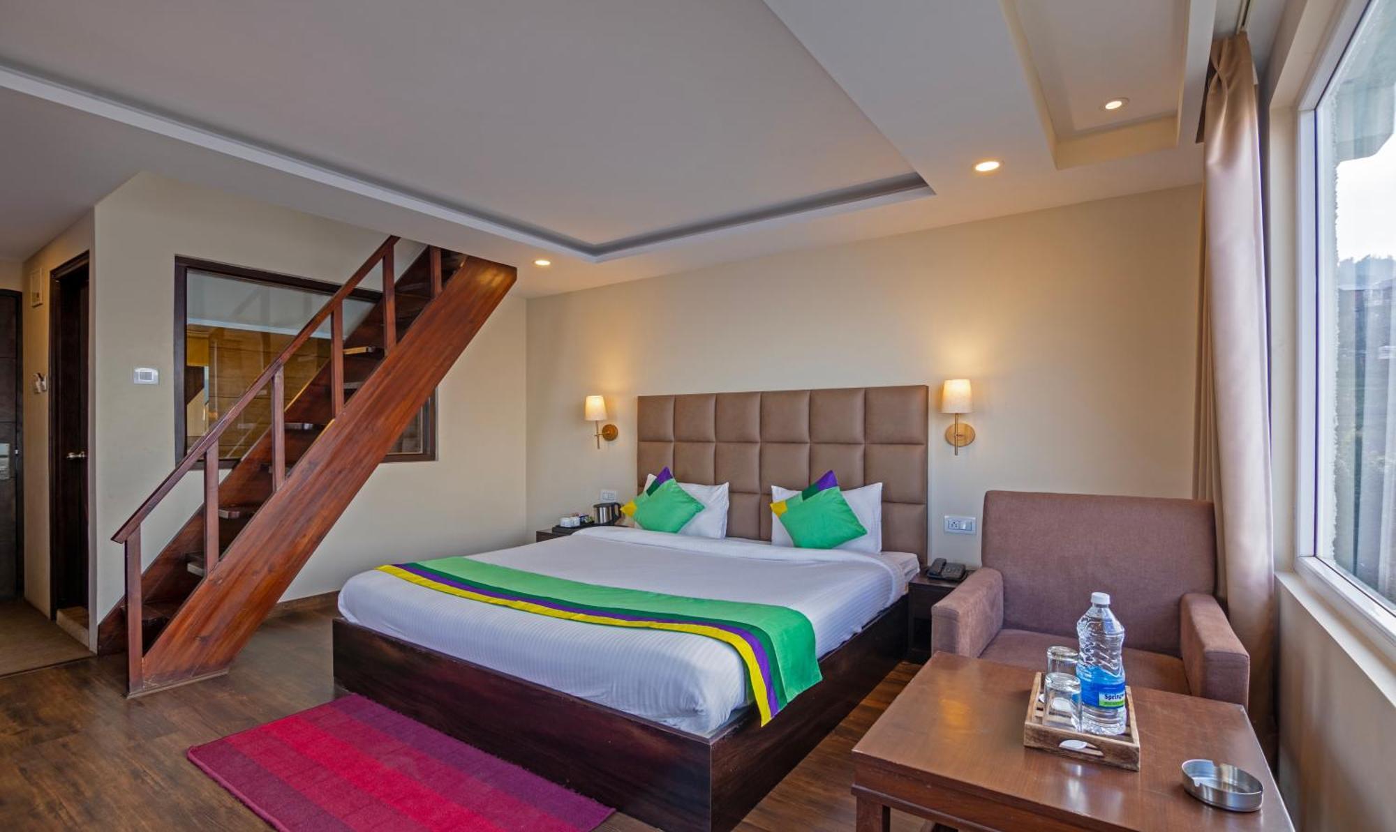 Treebo The Northern Retreat Resort With Mountain View Shimla Exterior foto