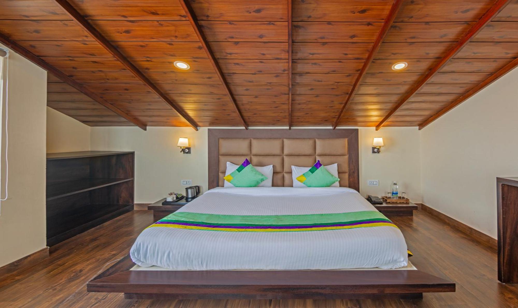 Treebo The Northern Retreat Resort With Mountain View Shimla Exterior foto