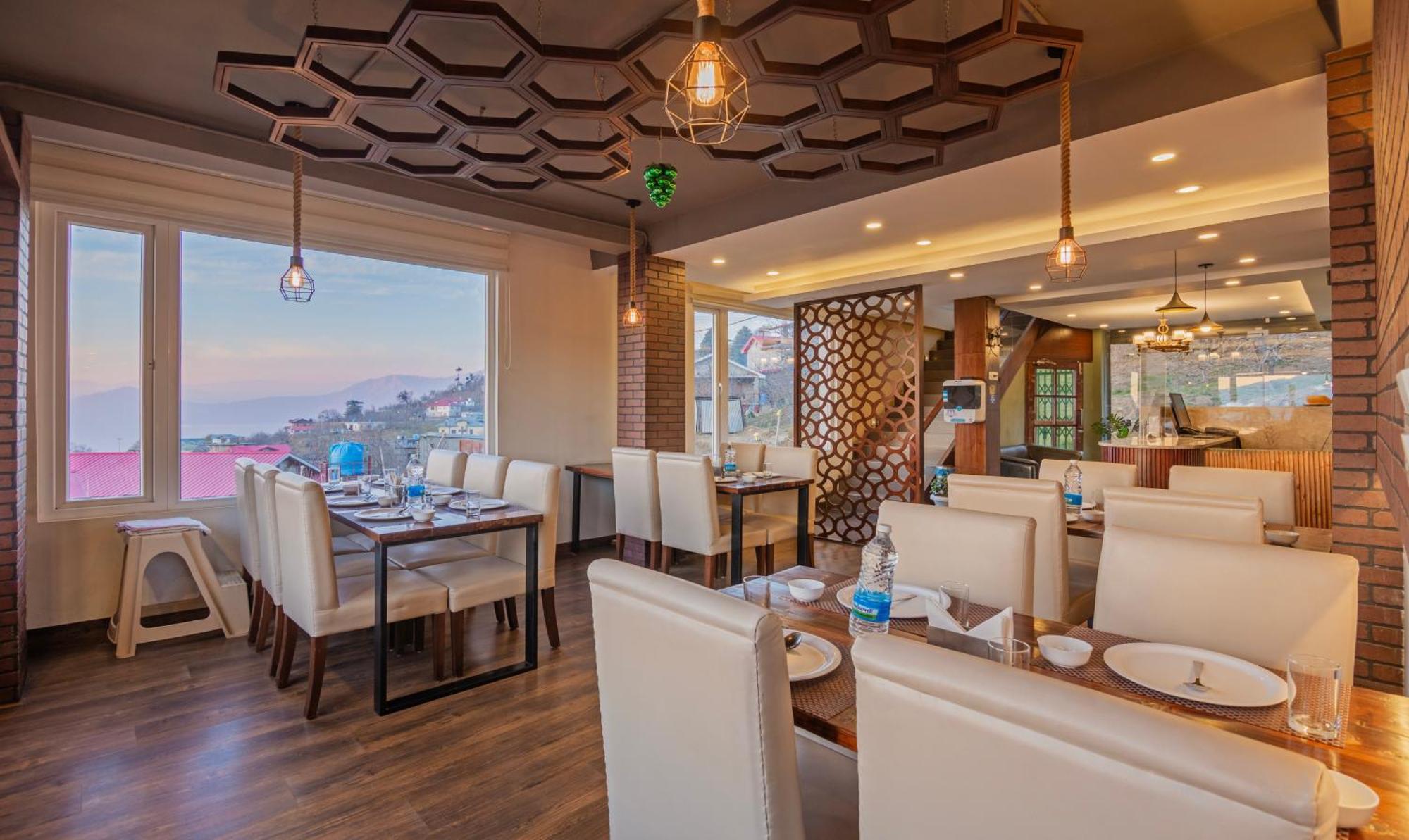 Treebo The Northern Retreat Resort With Mountain View Shimla Exterior foto